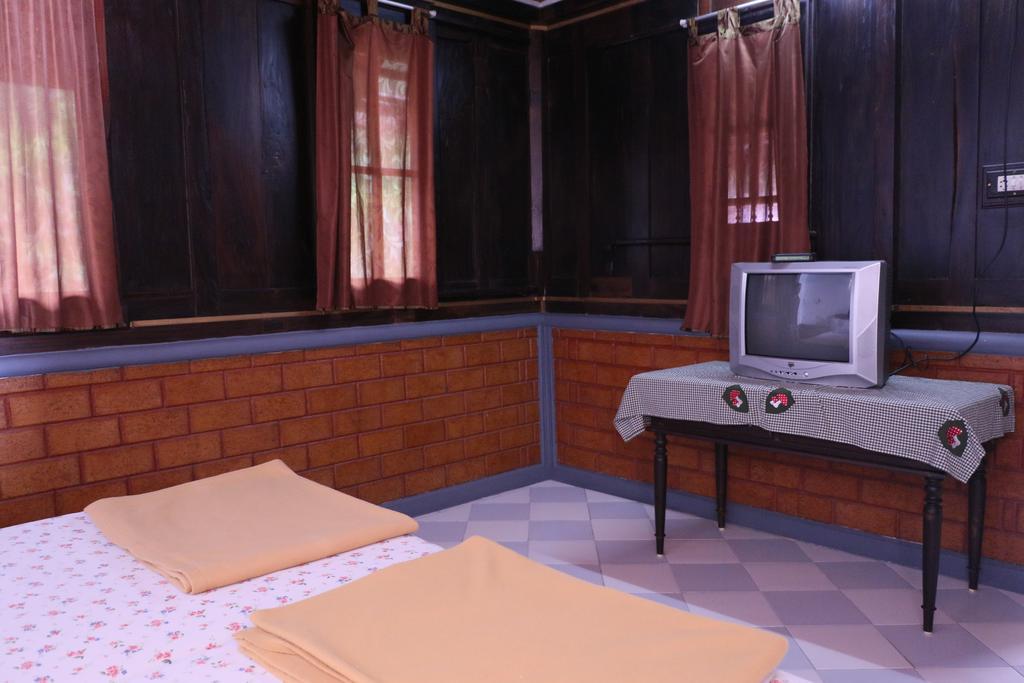 Kairali Palace Home Stay Thekkady Rom bilde